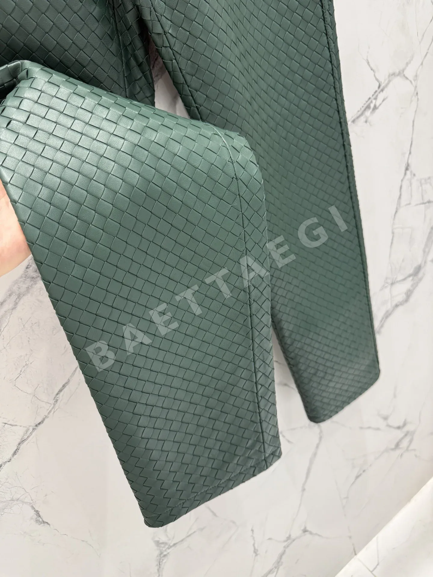 보테가베네타 램스킨 와이드 바지 상세 이미지 5