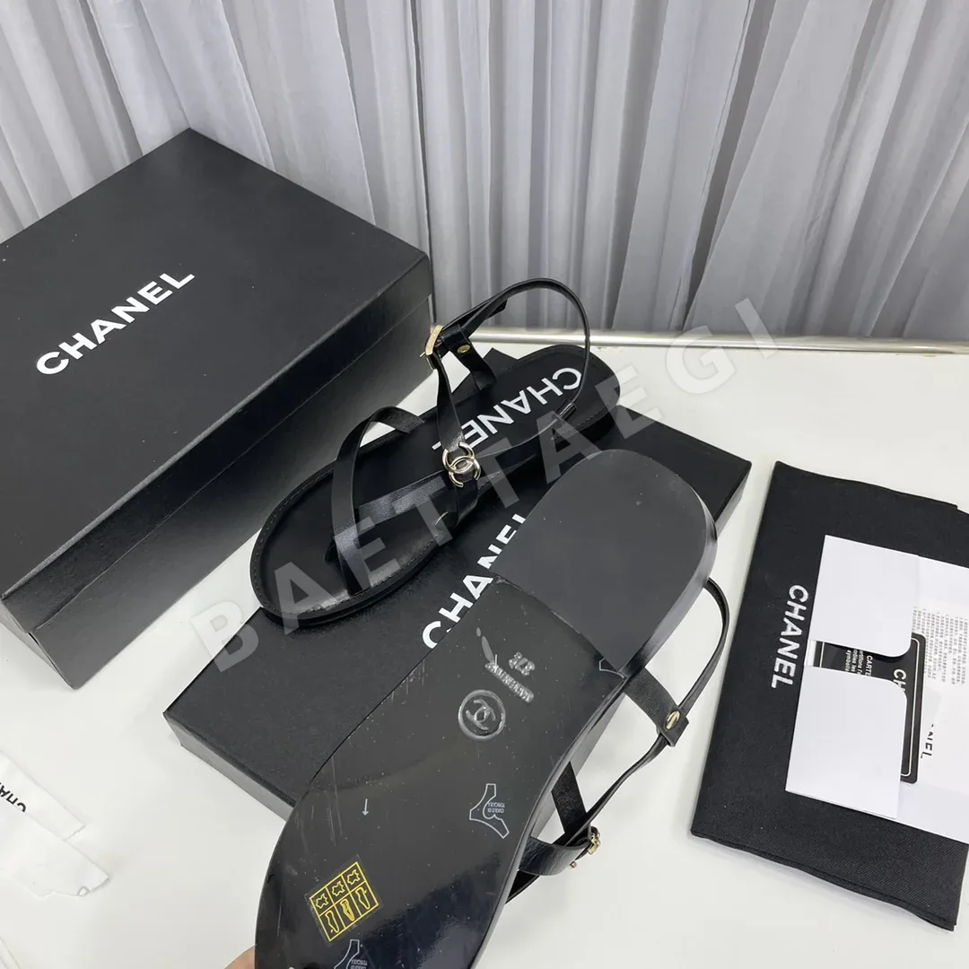 샤넬 진주 금속 버클 여성용 샌들 상세 이미지 7