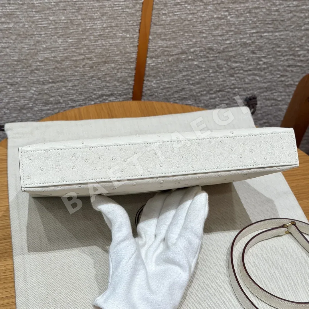 에르메스 켈리 엘란 타조가죽 가방 상세 이미지 5