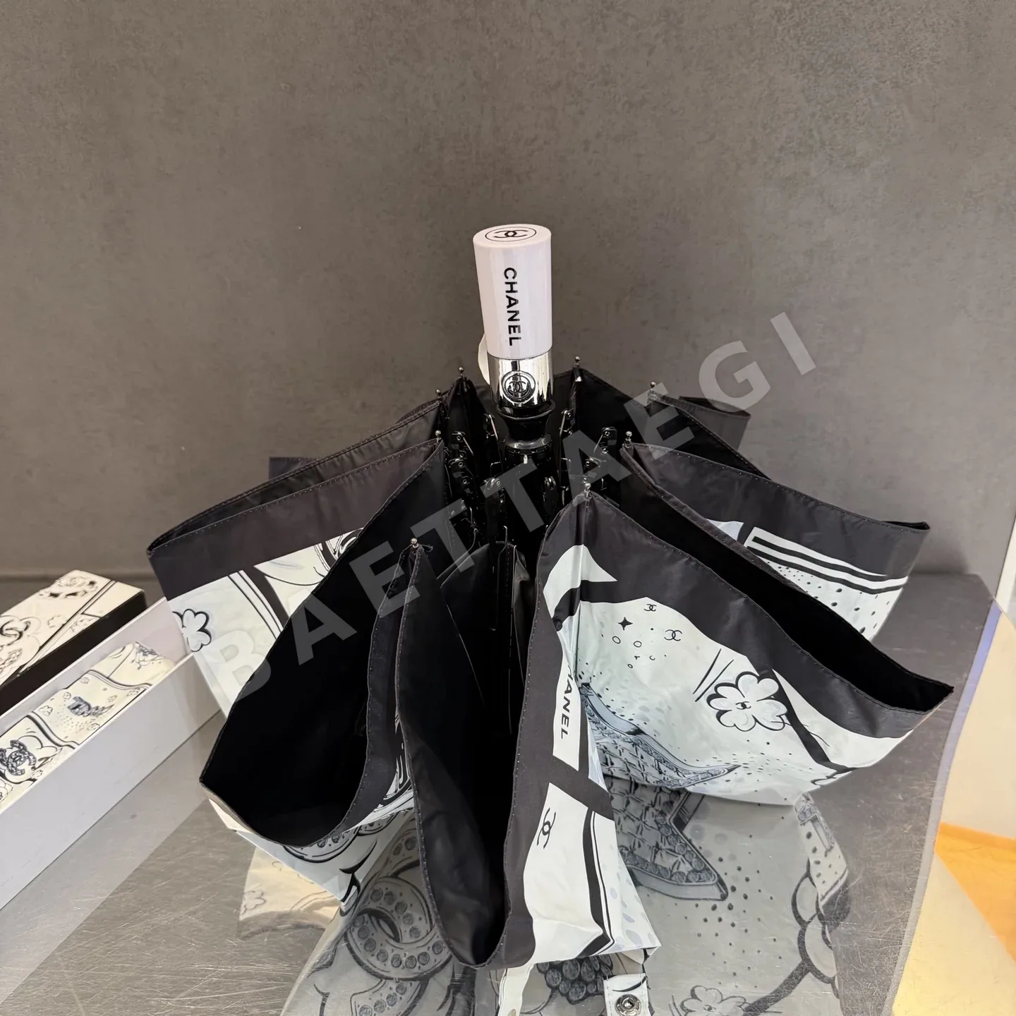 샤넬 우산 85313 Chanel Umbrella 상세 이미지 3
