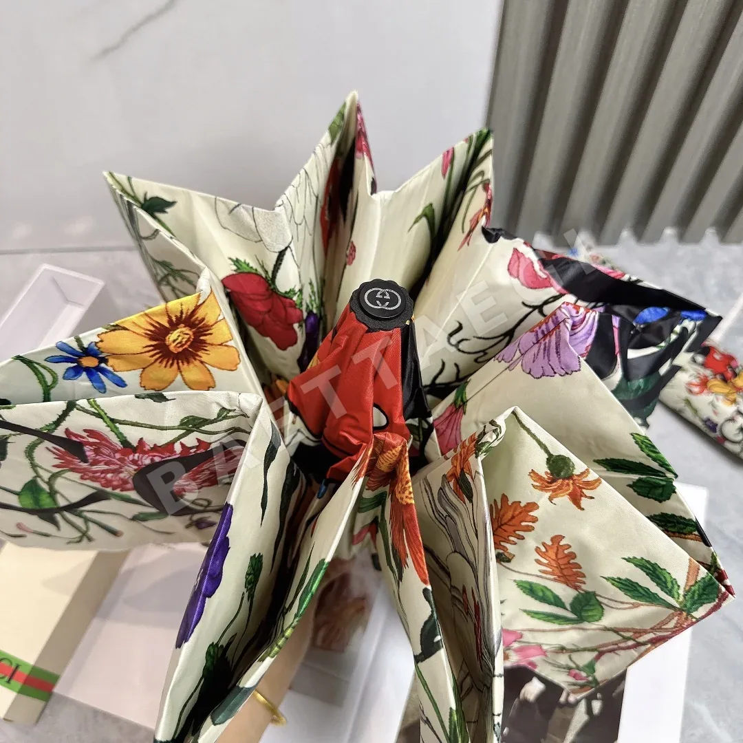구찌 미키 마우스 전자동 접이식 우산 상세 이미지 3