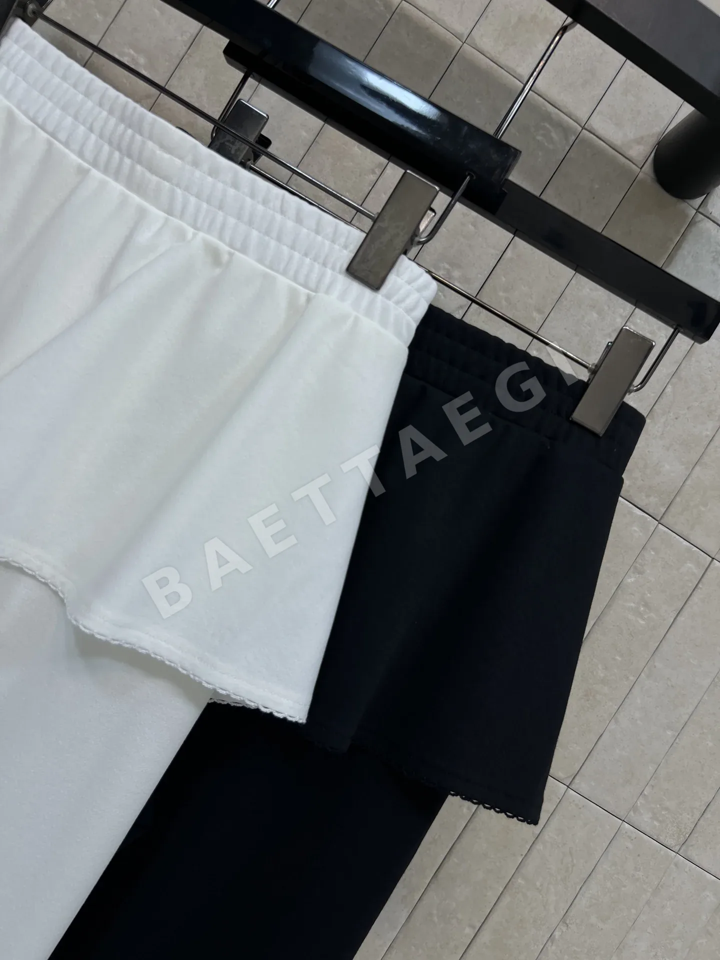 미우미우 와이드 레그 페이크 투피스 여성 바지 상세 이미지 8