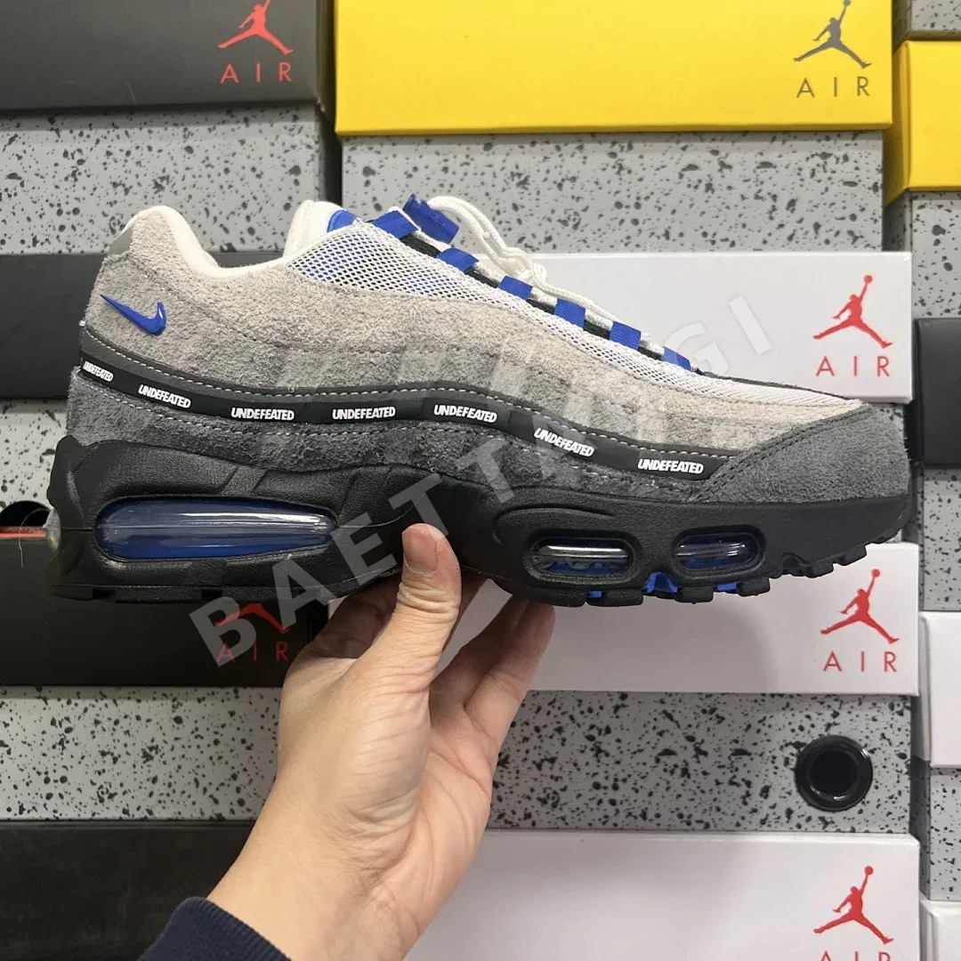 나이키 [GX] 에어 맥스 95 SP 그레이 블루 IB4523-001 201261 Nike Air Max 95 SP Undefeated Geo 상세 이미지 9