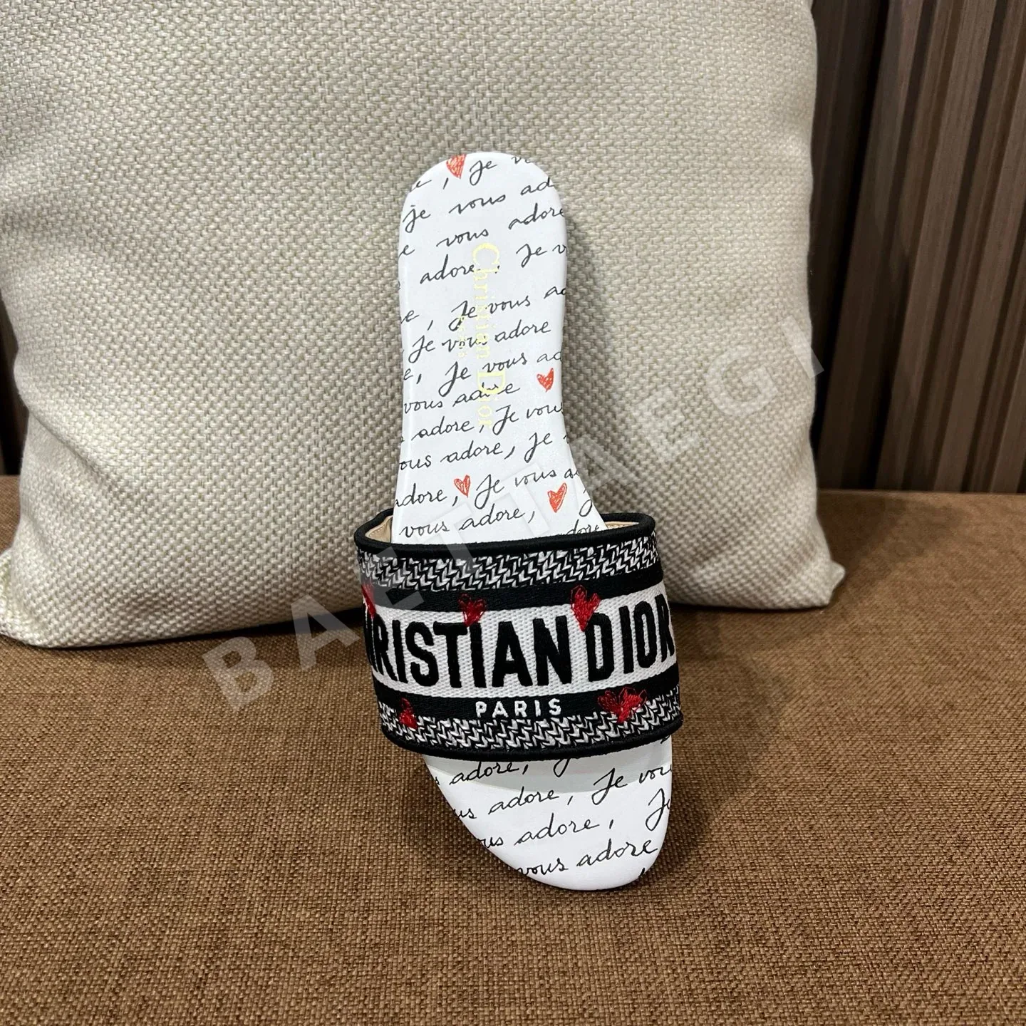 디올 자수 캔버스 슬리퍼 상세 이미지 7