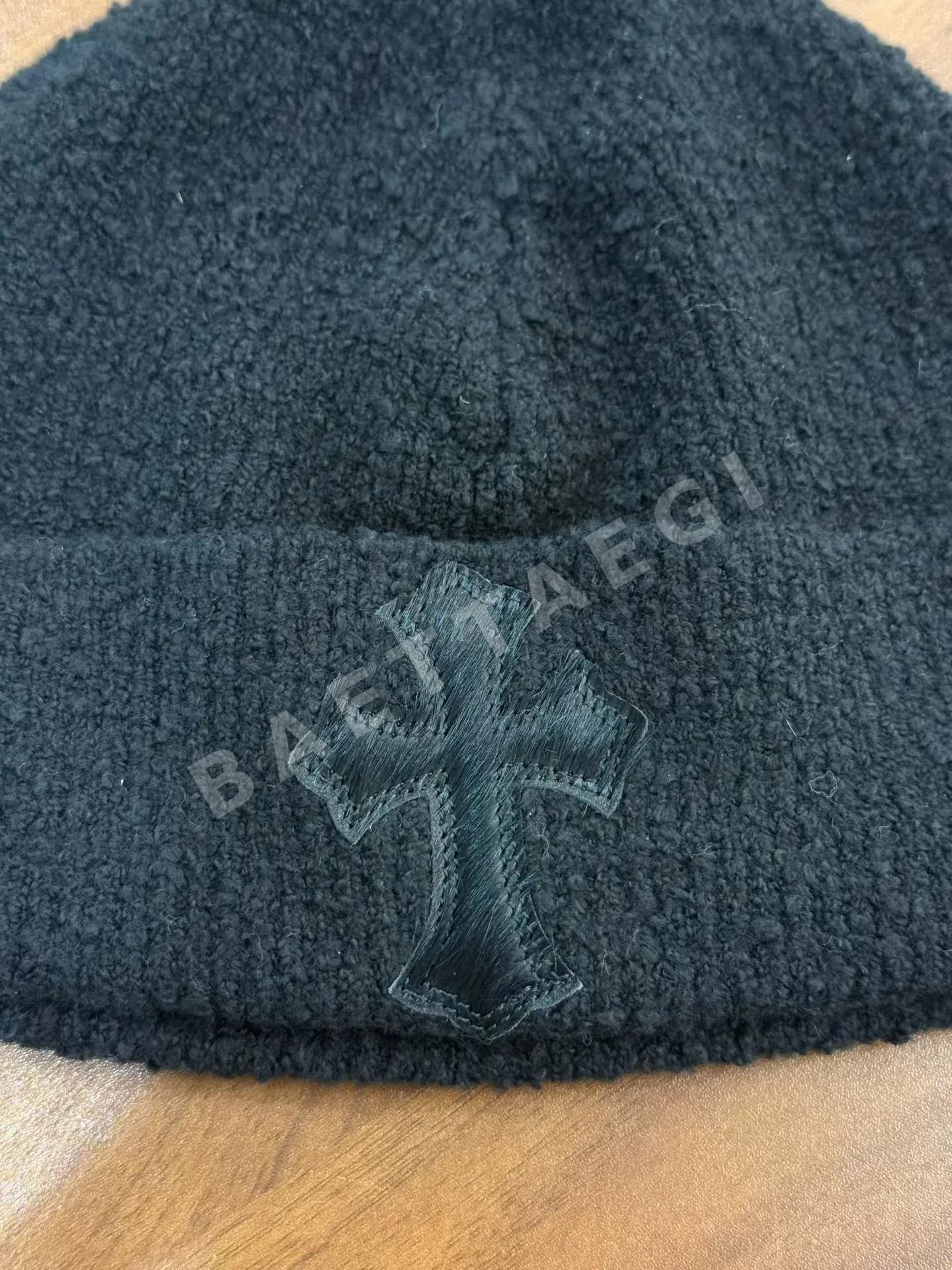 크롬하츠 블랙 호스헤어 크로스 비니 상세 이미지 2