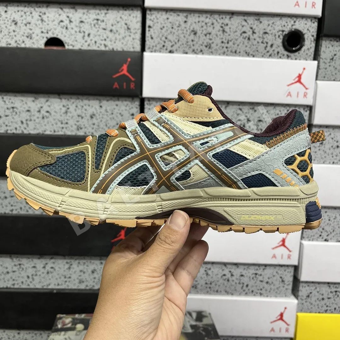 아식스 [XY] 젤 카하나 8 1011B109-024 200339 Asics Gel-Kahana 8 상세 이미지 3