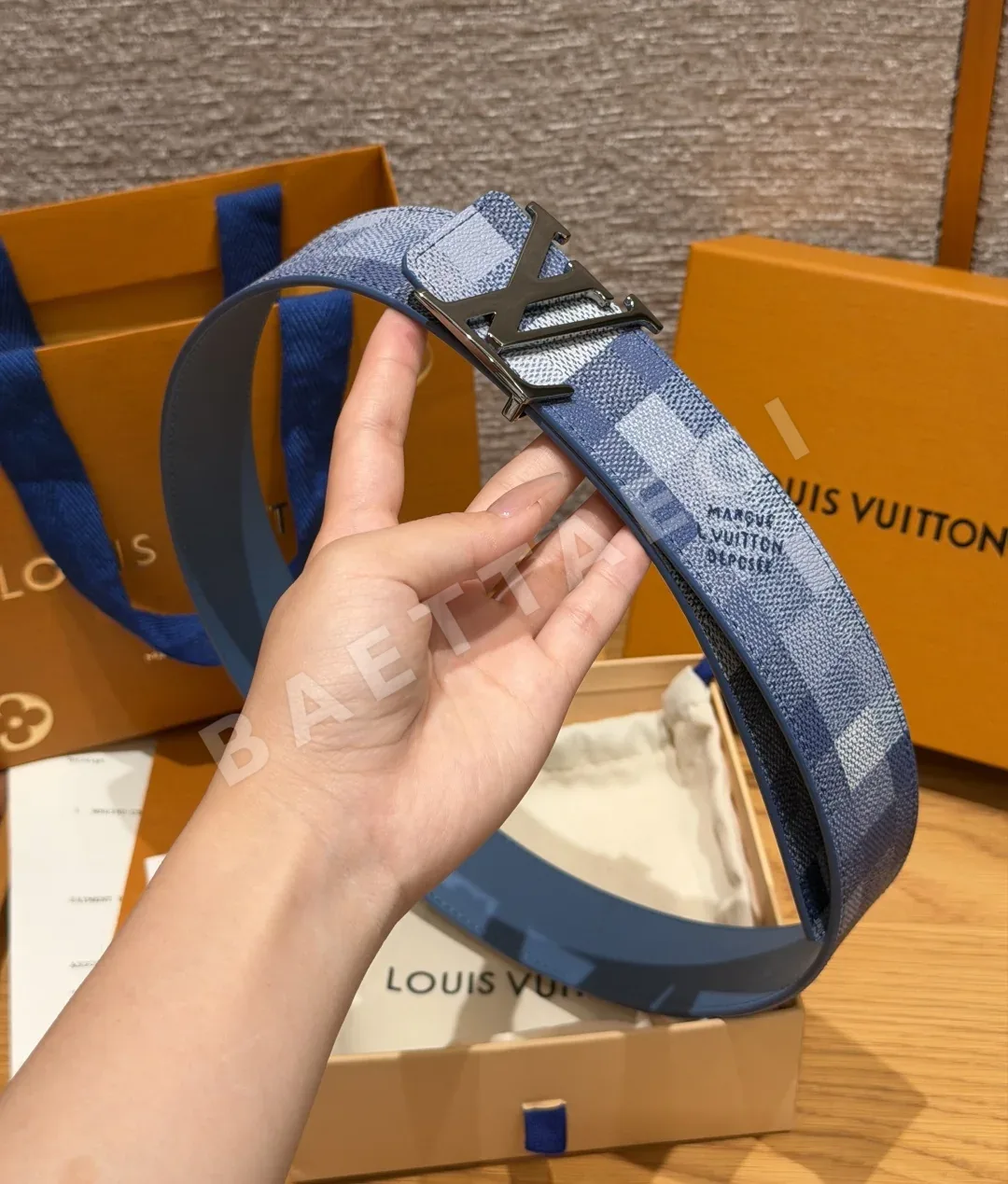 루이비통 디멘션 40mm 리버시블 남성 벨트 상세 이미지 3