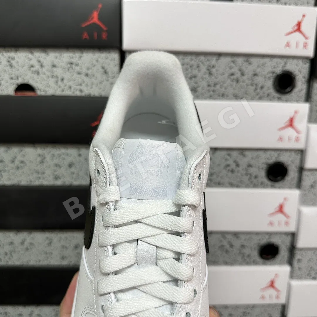 나이키 [G] 에어 포스 1 로우 CU9225-102 201031 Nike Air Force 1 Low Supreme White Black 상세 이미지 10