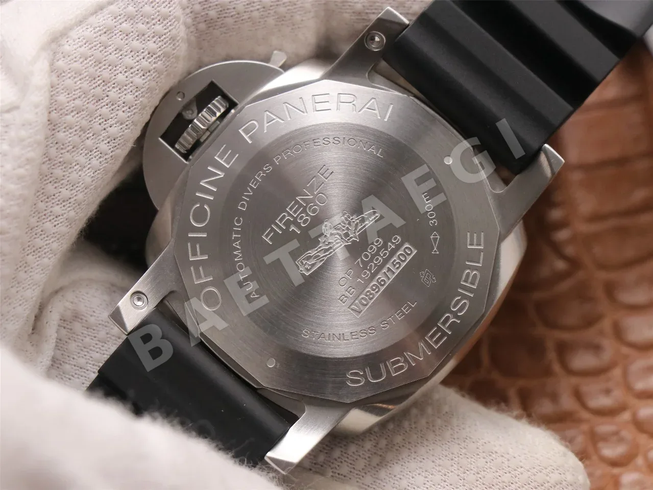 파네라이 PAM683 세라믹 시계 상세 이미지 7