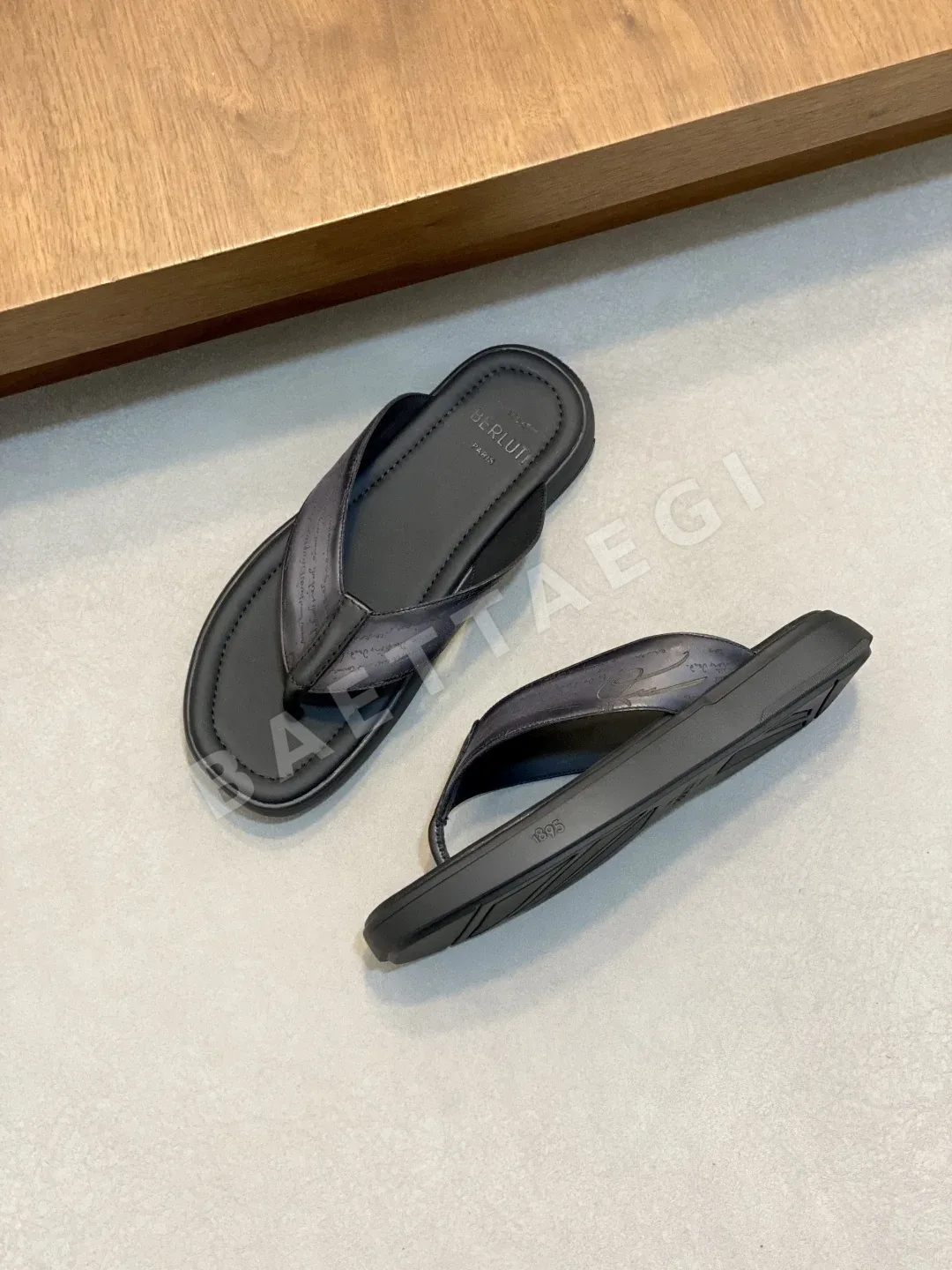 벨루티 핸드 페인팅 남성 신발 상세 이미지 6