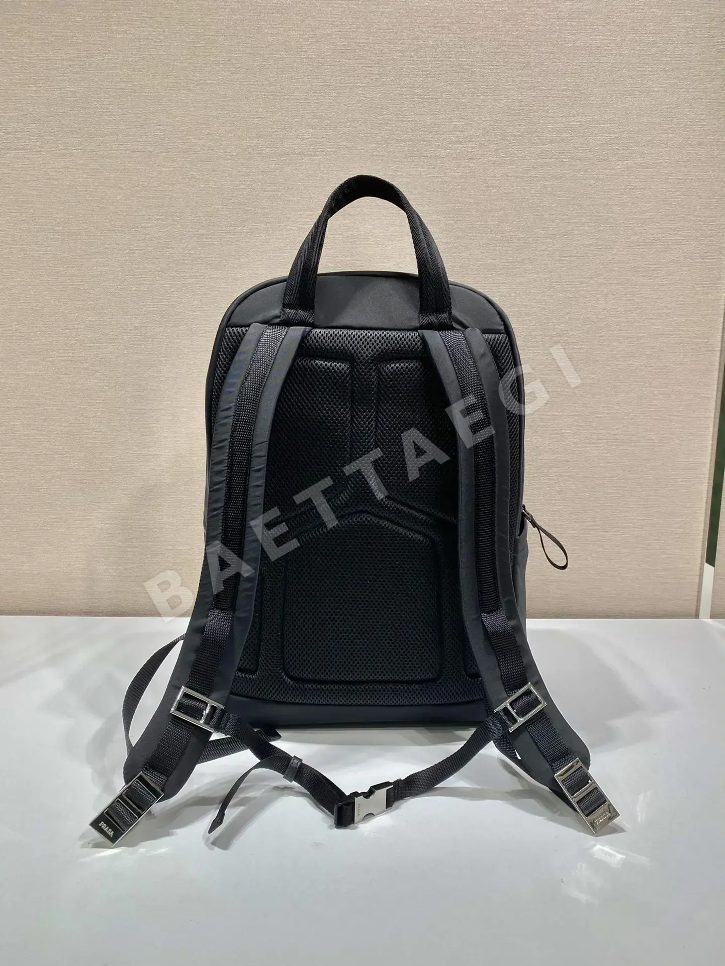 프라다 나일론 백팩 2VZ085 상세 이미지 4