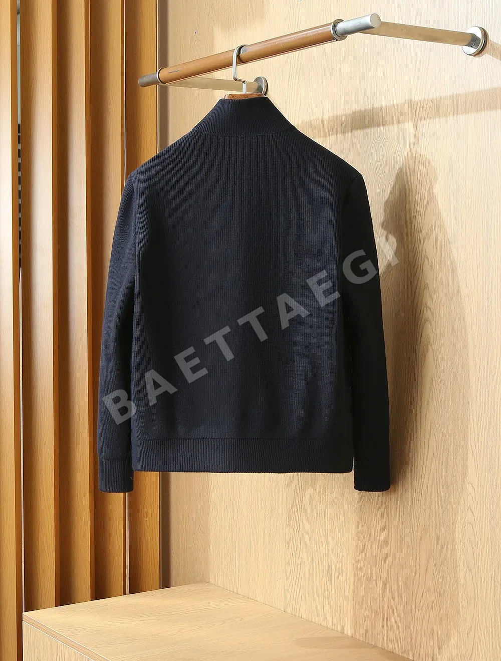 몽클레르 남성 울 캐시미어 패치워크 다운 자켓 상세 이미지 2