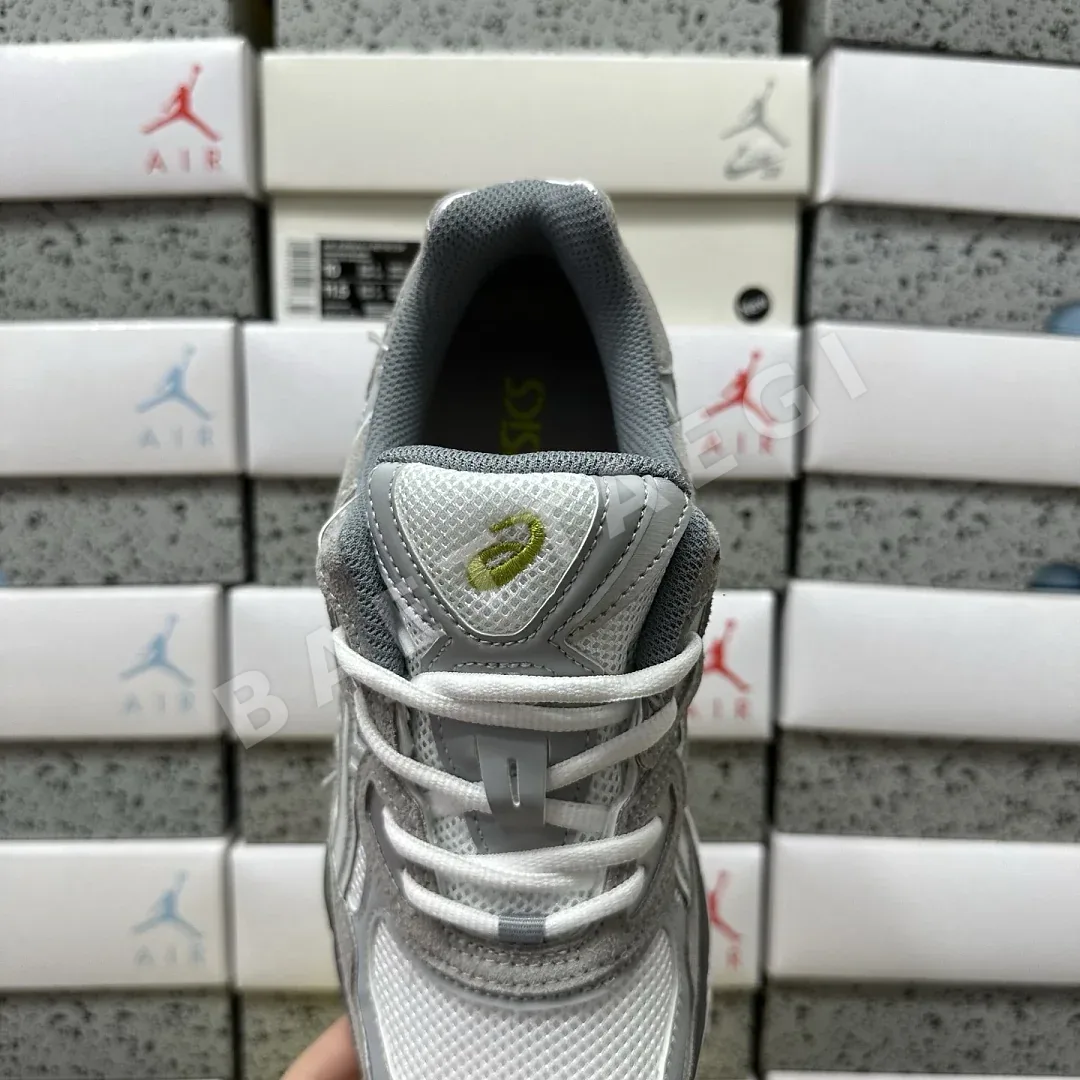 아식스 [M] 젤 NYC 1203A383-109 200508 Asics Gel-NYC White Glacier Grey 상세 이미지 9
