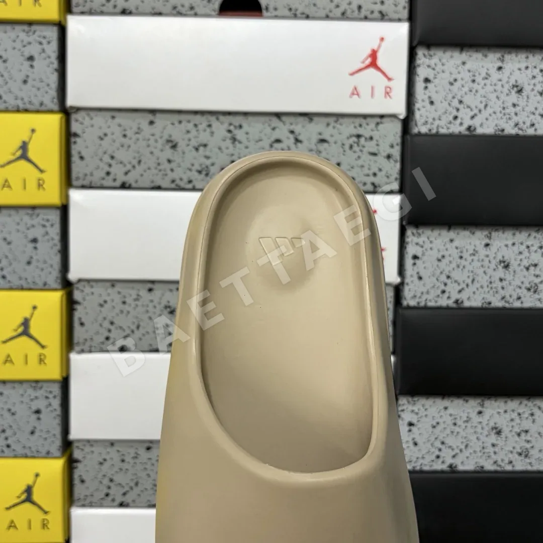 아디다스 [LW] 이지 슬라이드 GZ5554 200629 Adidas Yeezy Slide Pure 상세 이미지 6
