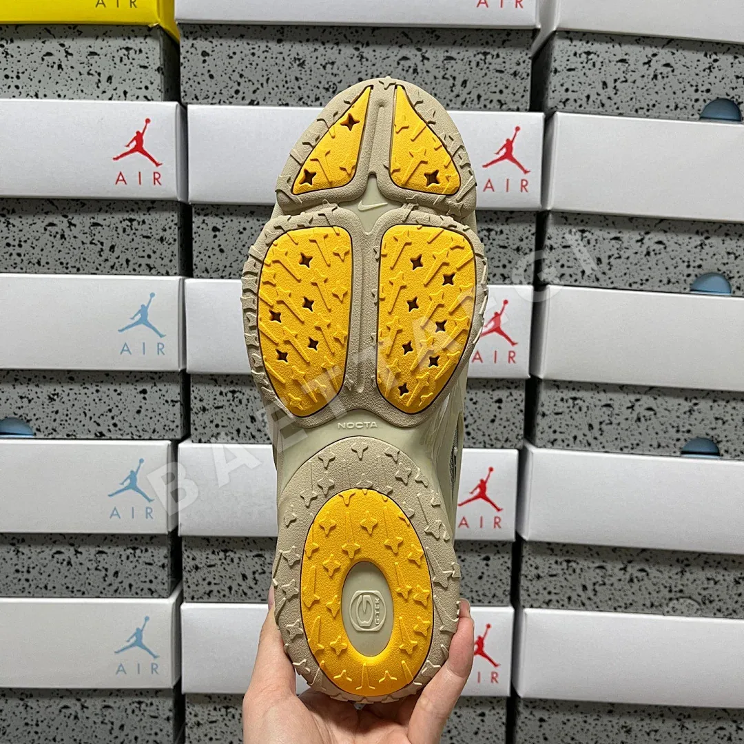 나이키 [MAX] 핫 스텝 2 DZ7293-200 201163 Nike Hot Step 2 Drake NOCTA Rattan 상세 이미지 3