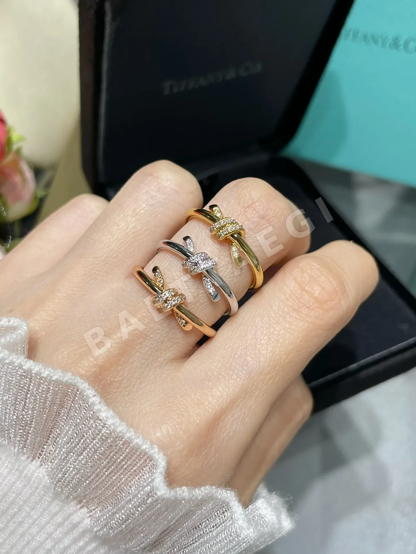 티파니 CNC 하프 다이아몬드 T 노트 반지 상세 이미지 2