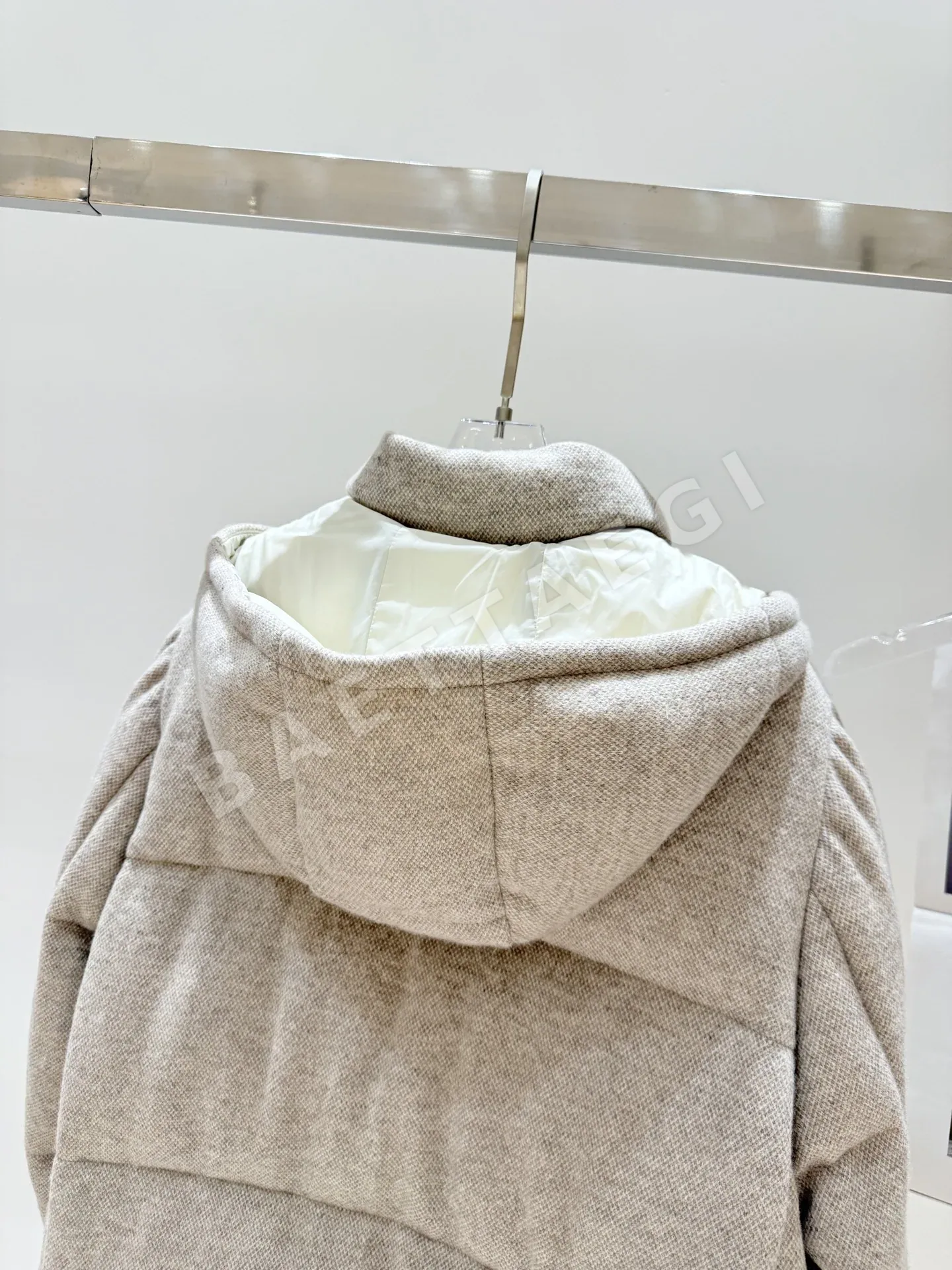 브루넬로쿠치넬리 여성 구스다운 패딩 상세 이미지 9