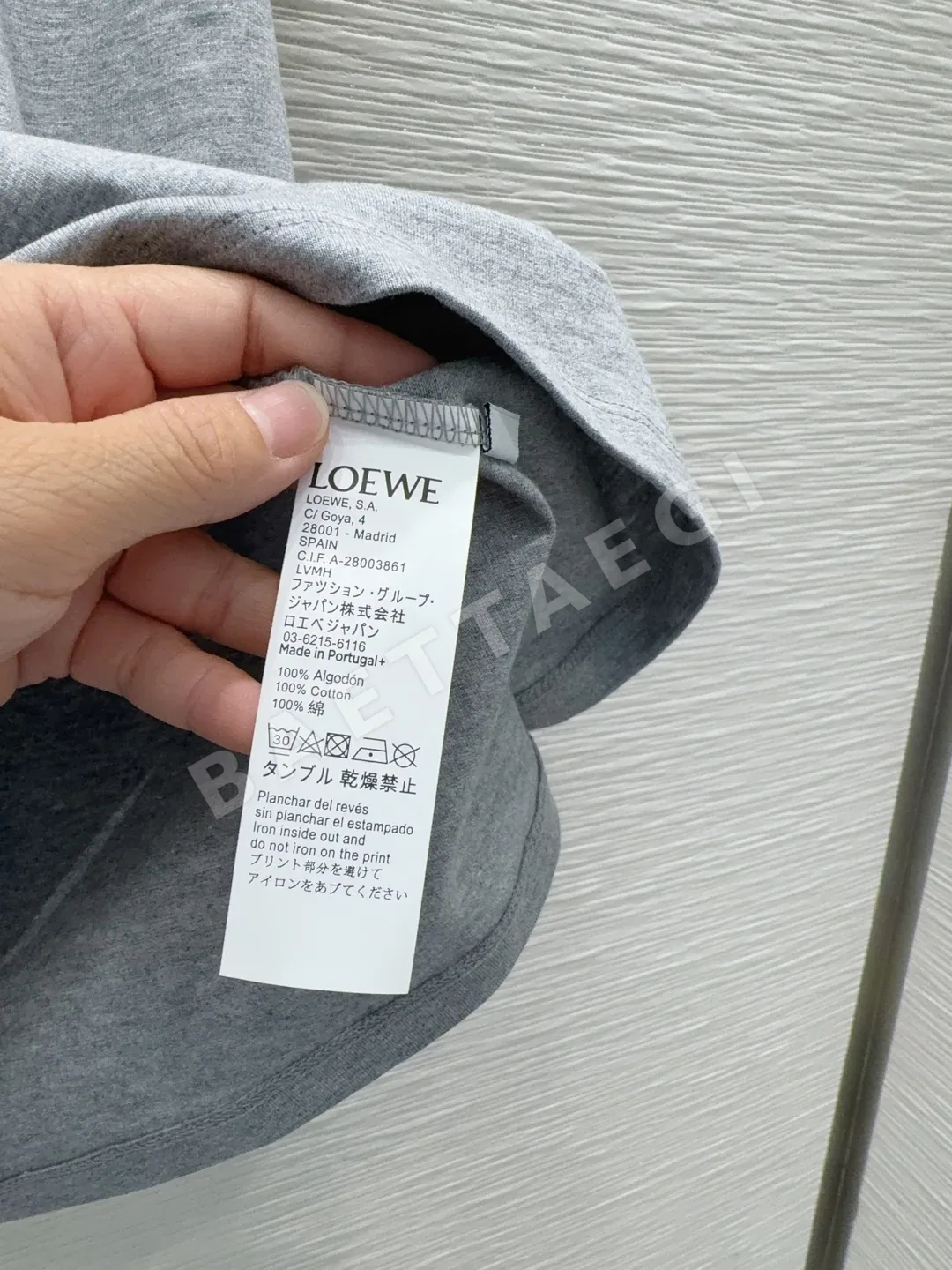 로에베 여성 레귤러 핏 반팔 티셔츠 상세 이미지 7