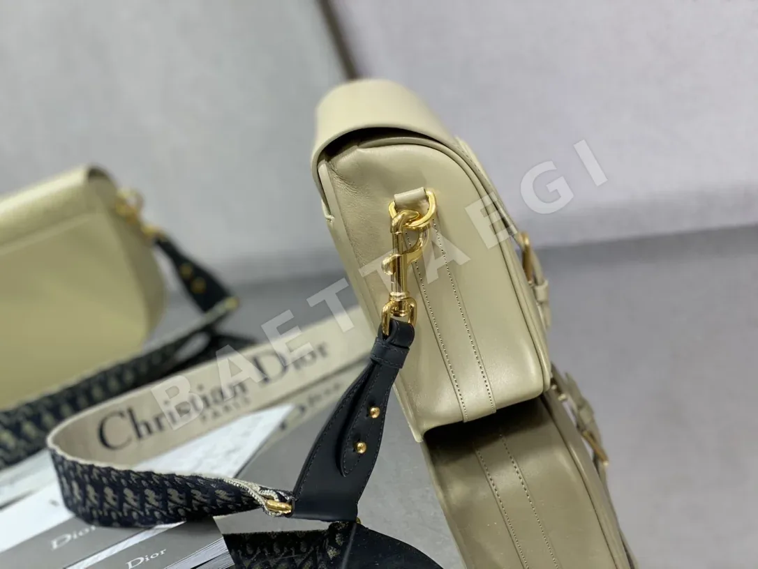 디올 보비 새들 숄더백 상세 이미지 6
