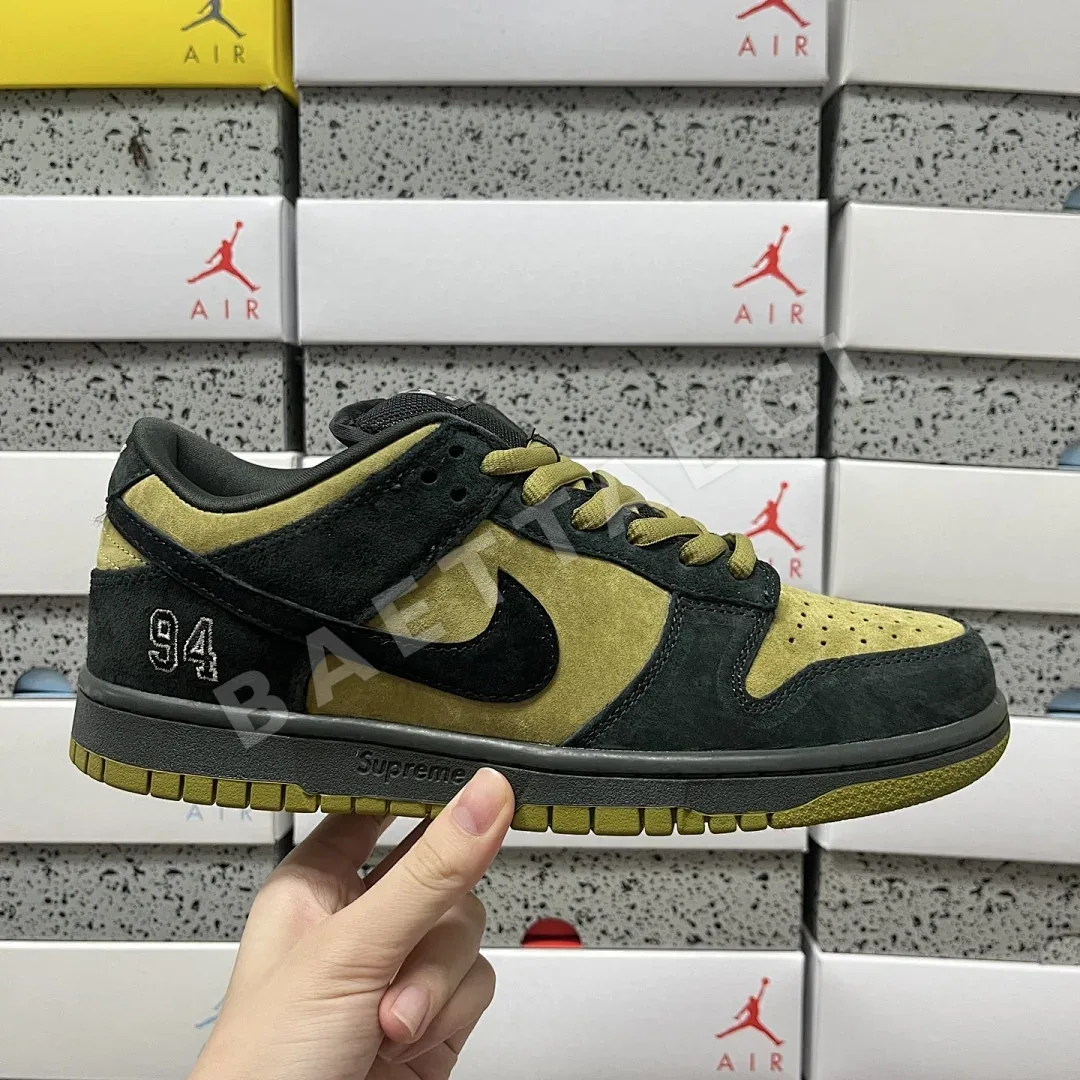 나이키 [S2] SB 덩크 로우 HQ8487-300 201038 Nike SB Dunk Low Supreme 94 Camper Green 상세 이미지 7