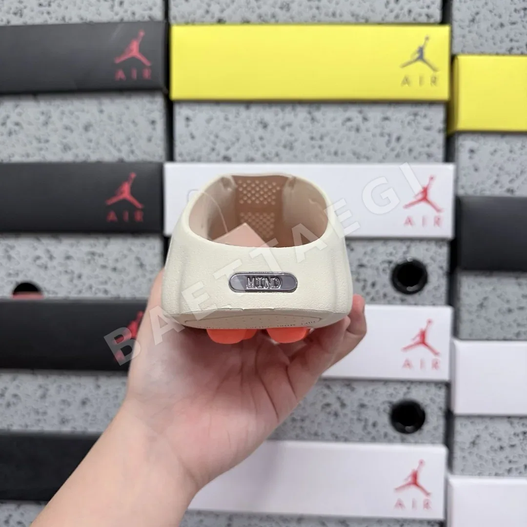 나이키 [GX] 마인드 001 슬라이드 HQ4307-002 201407 Nike Mind 001 Slide Light Bone 상세 이미지 5