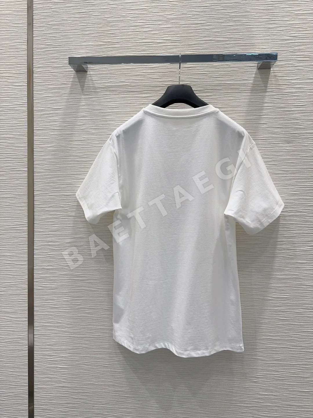 디올 여성 반팔 티셔츠 레귤러 핏 상세 이미지 9