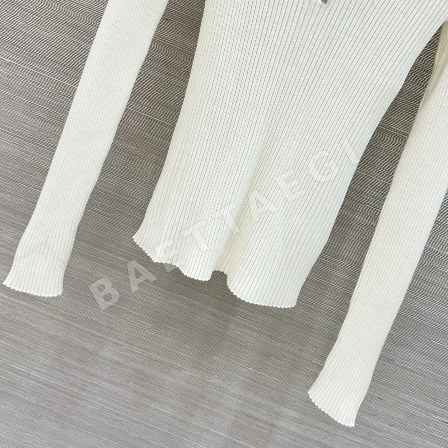 브루넬로쿠치넬리 폴로 카라 체인 스트랩 메리노울 니트 탑 상세 이미지 6
