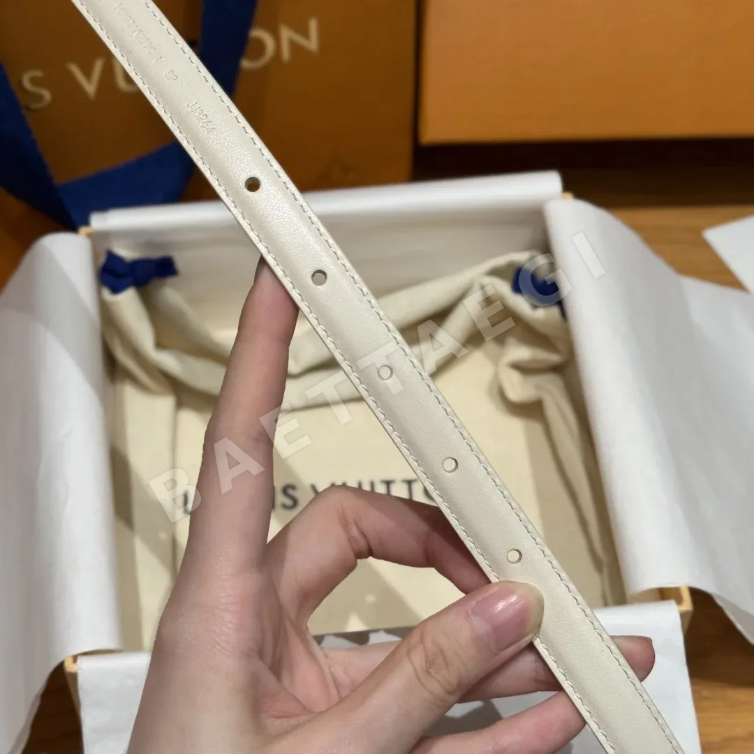 루이비통 모노그램 리버시블 여성용 벨트 상세 이미지 7