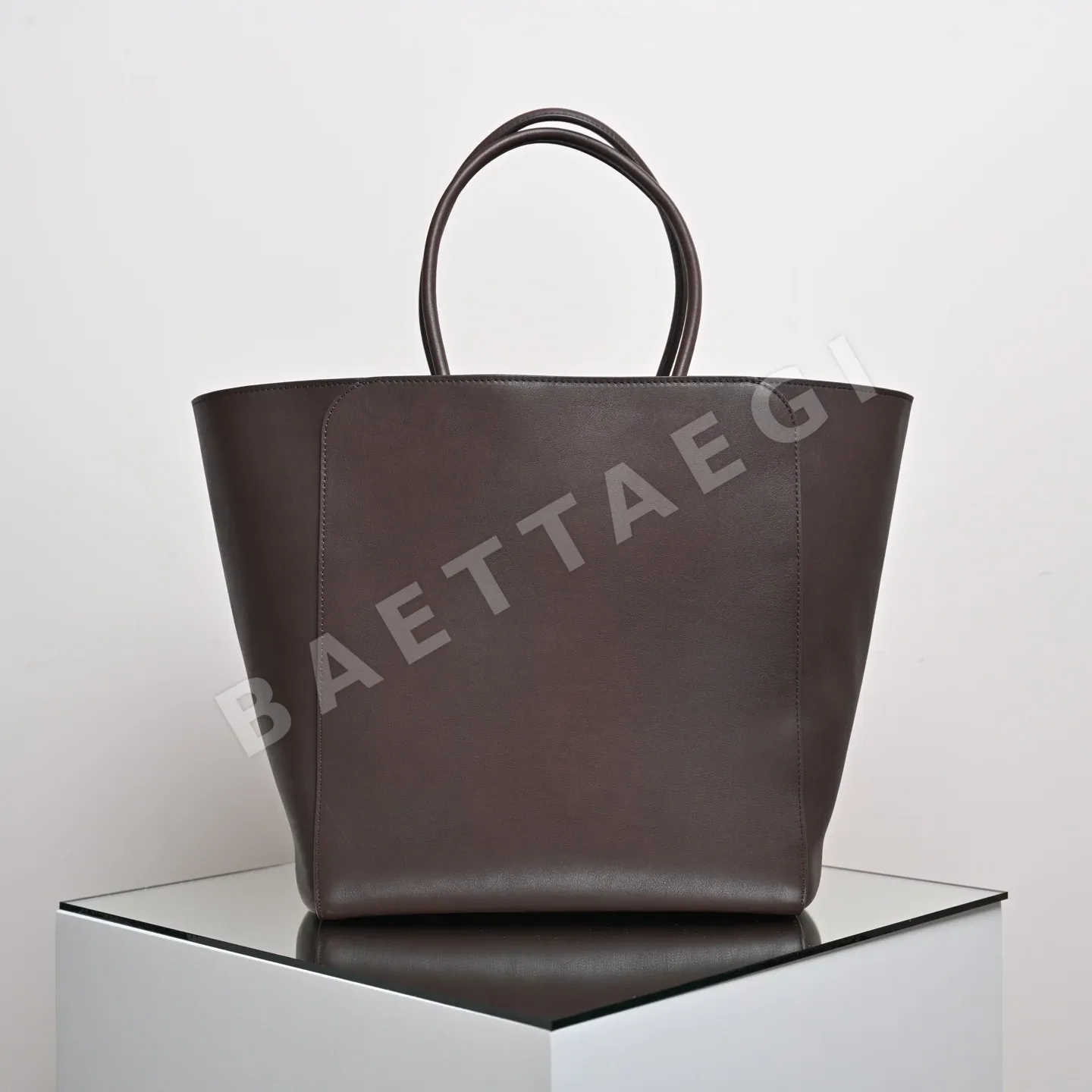 더로우 레오니 토트백 75671