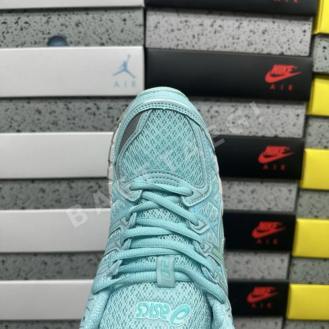 아식스 [KO] 젤 카야노 20 1203A758-300 200452 Asics Gel-Kayano 20 Fresh Ice Baltic Jewel 상세 이미지 3