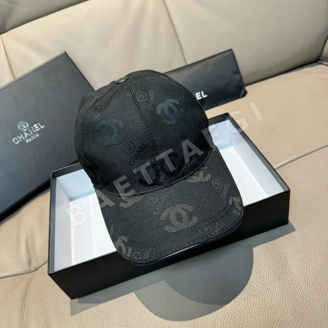 샤넬 더블 C 로고 캡 185632