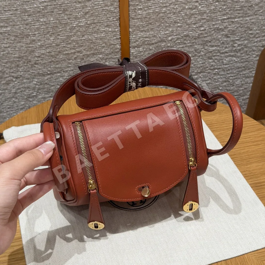 에르메스 미니린디 렌가 스위프트 가죽 지갑 192157
