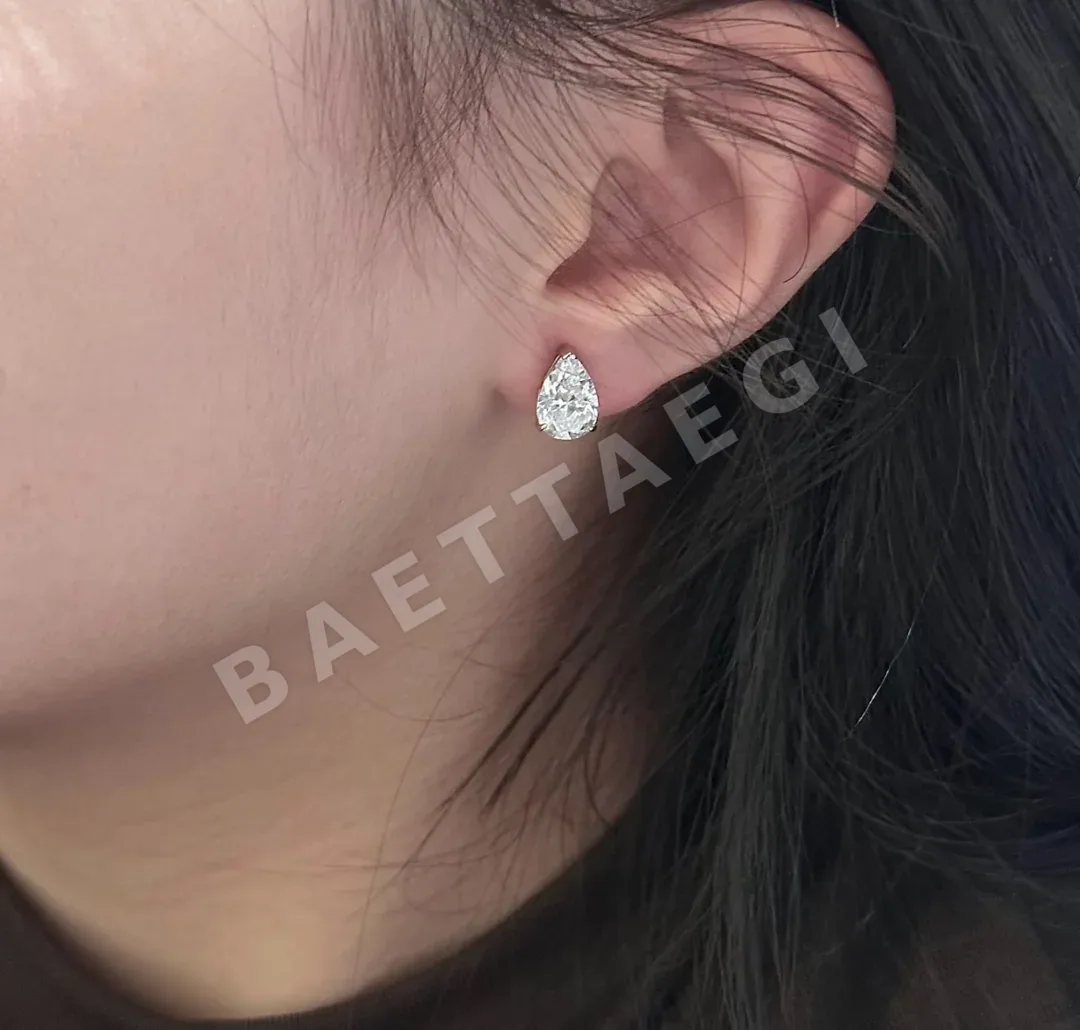 그라프 5 캐럿 티어드롭 스털링 실버 귀걸이 상세 이미지 5