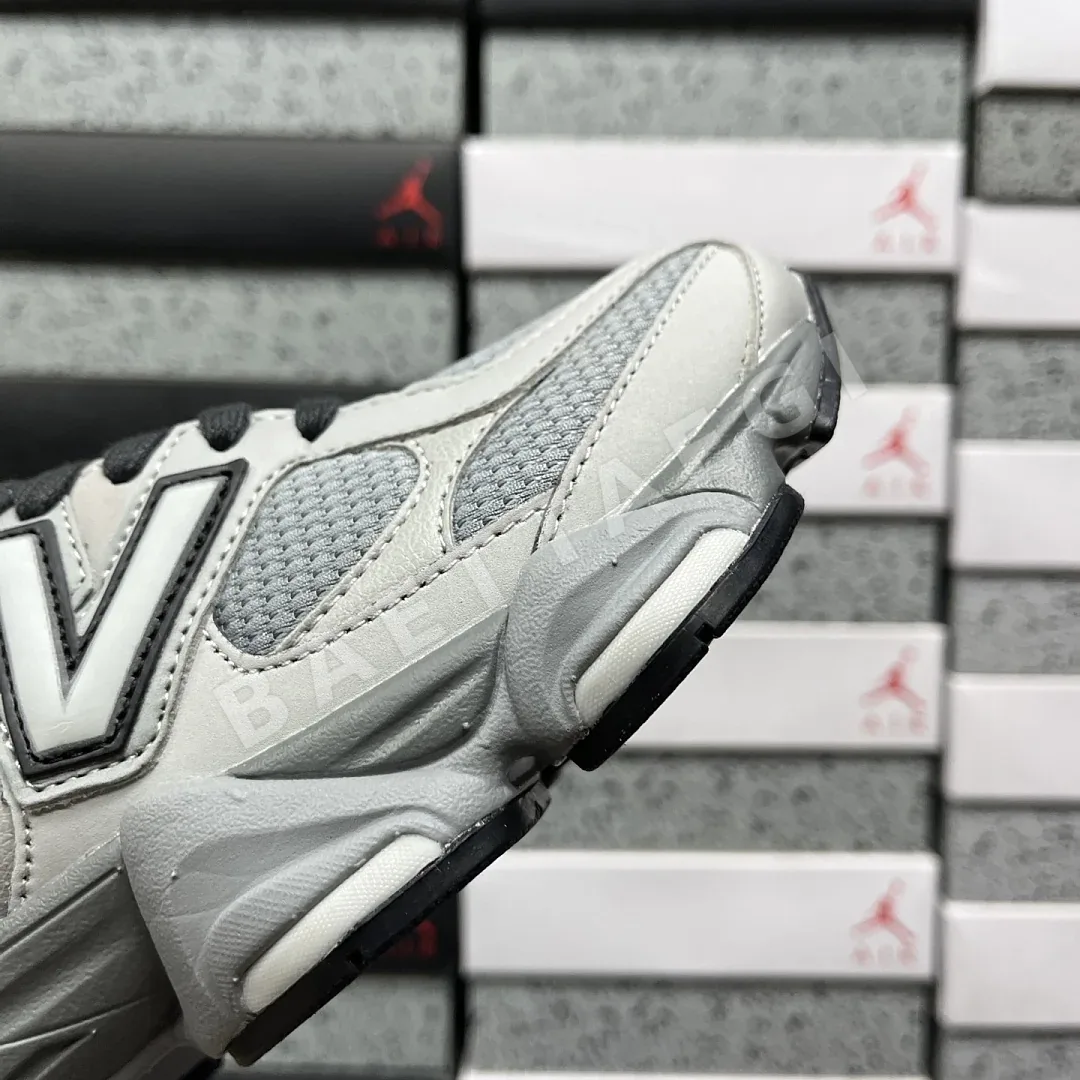 뉴발란스 [C] 9060 U90609XS 202272 New Balance 9060 상세 이미지 2