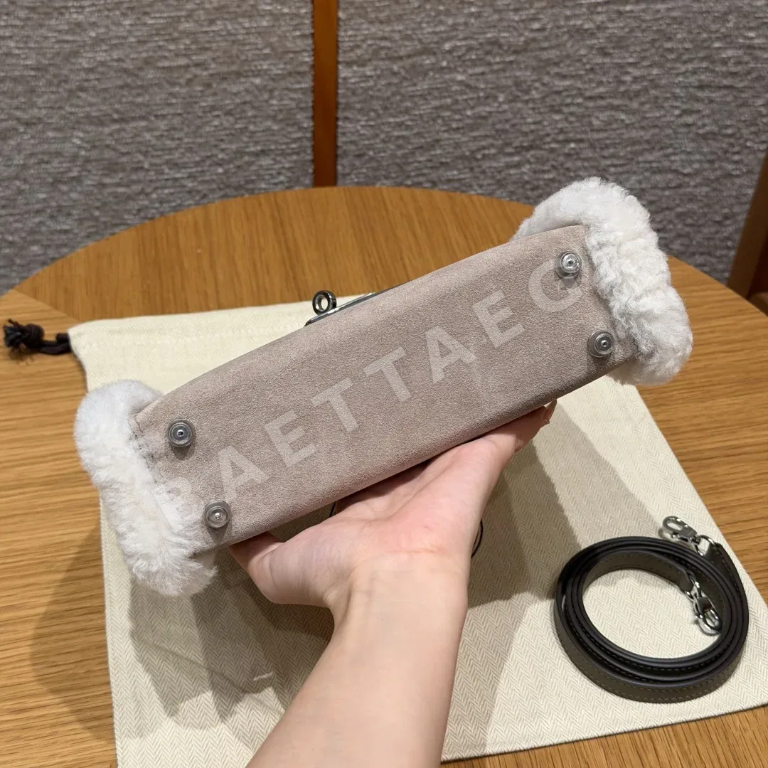 에르메스 켈리 테디 가방 상세 이미지 5