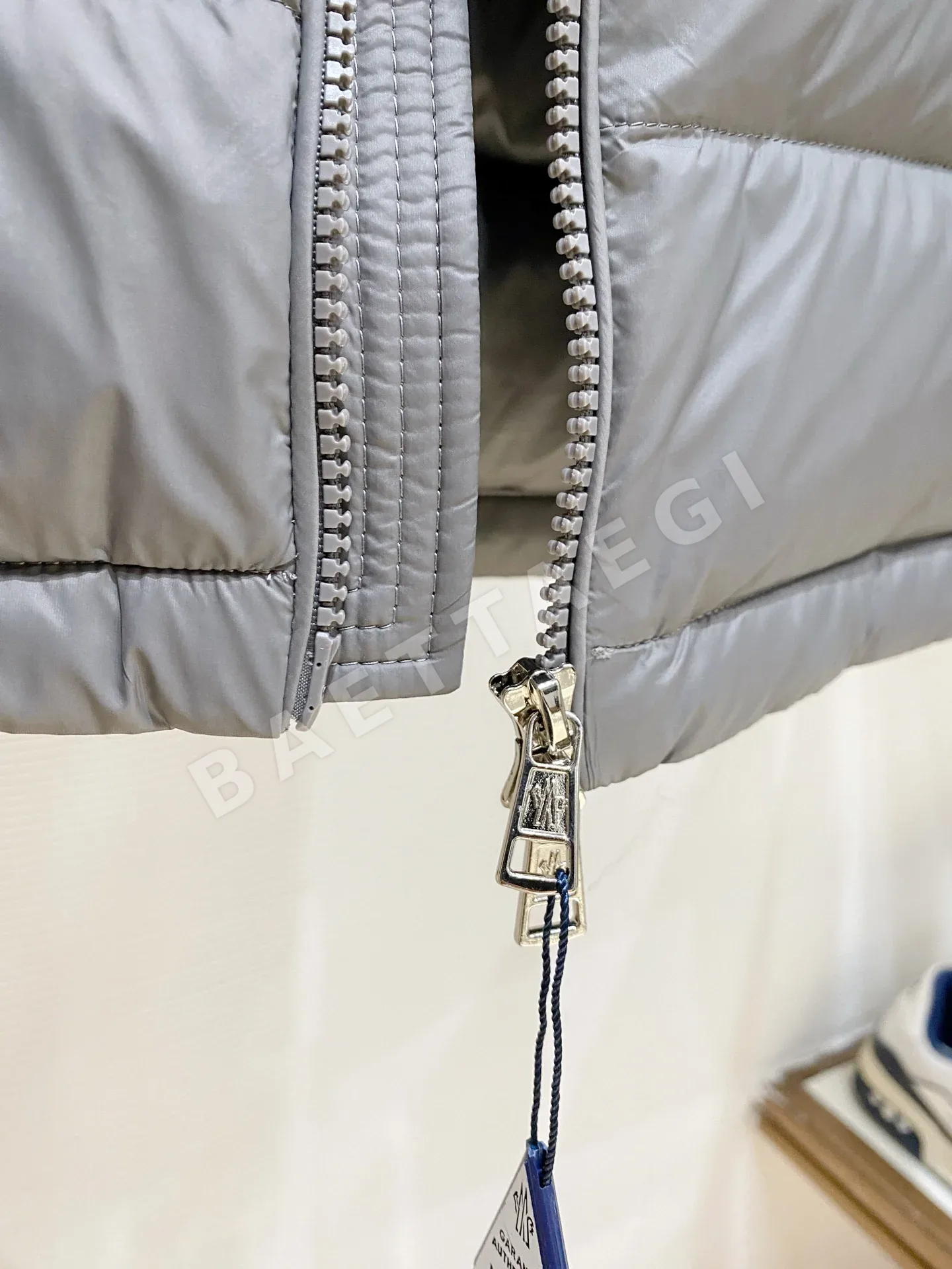 몽클레르 남성 구스다운 패딩 재킷 상세 이미지 6