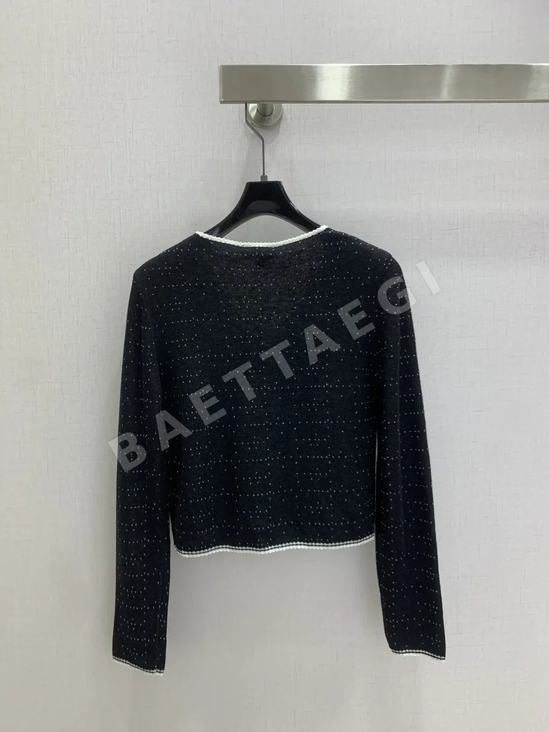 샤넬 폴카도트 V넥 숏 가디건 상세 이미지 9