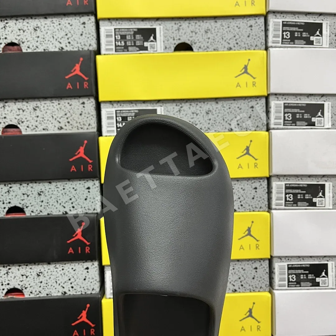 아디다스 이지 슬라이드 HQ6448 200640 Adidas Yeezy Slide Resin 상세 이미지 5