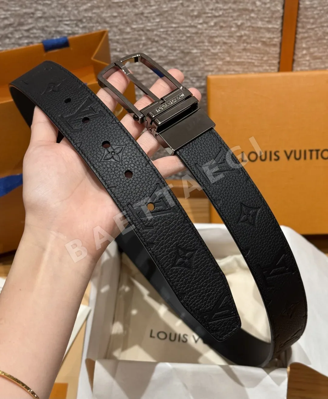 루이비통 JD350 슬렌더 35mm 리버시블 벨트 상세 이미지 4