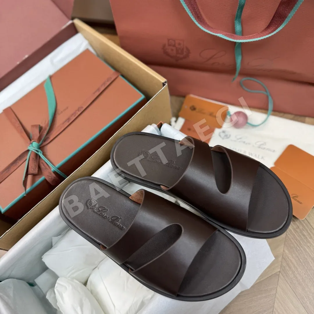 로로피아나 Pilat Plain Walk 가죽 샌들 남성화 93174