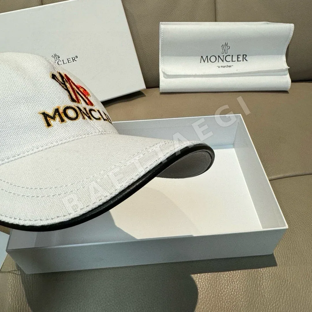 몽클레르 3D 자수 베이스볼 모자 상세 이미지 6