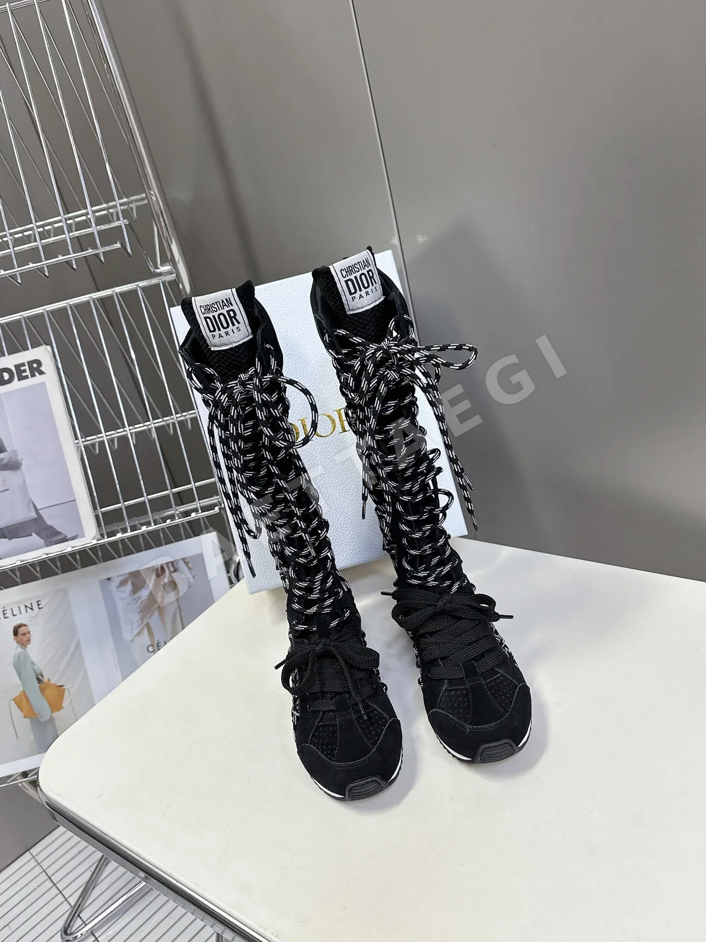 디올 무광 가죽 부츠 8688