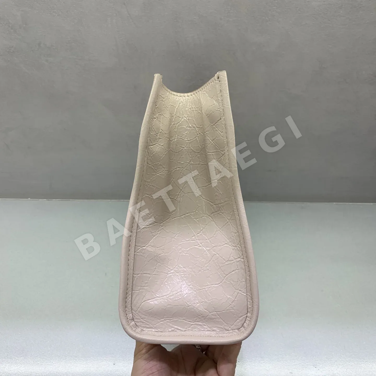 발렌시아가 파리 르 시티 버티컬 토트백 상세 이미지 3