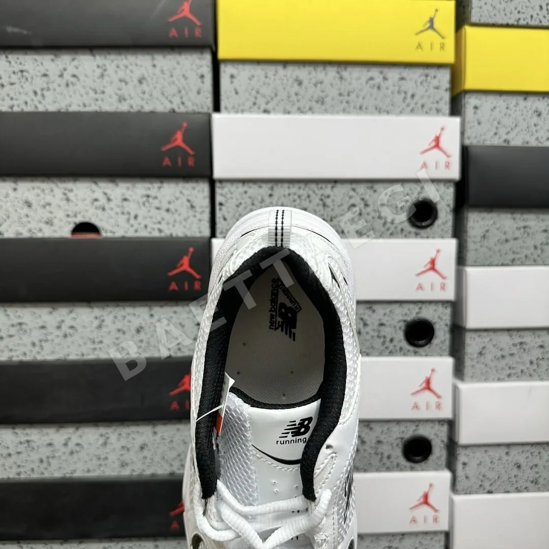 뉴발란스 [WZ] 530 MR530EWB 202050 New Balance 530 White Black Details 상세 이미지 2