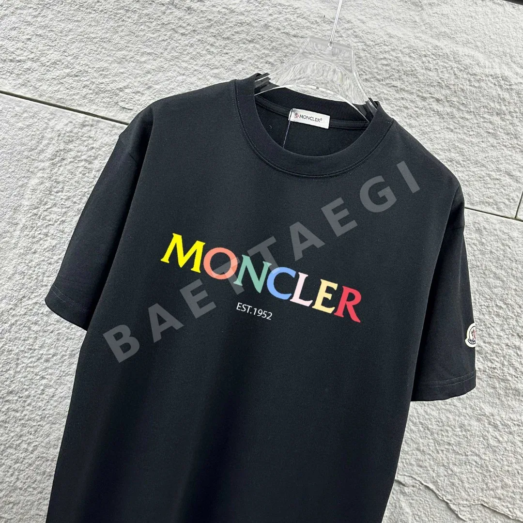 몽클레르 레터 프린트 코튼 반팔 티셔츠 남여공용 상세 이미지 4