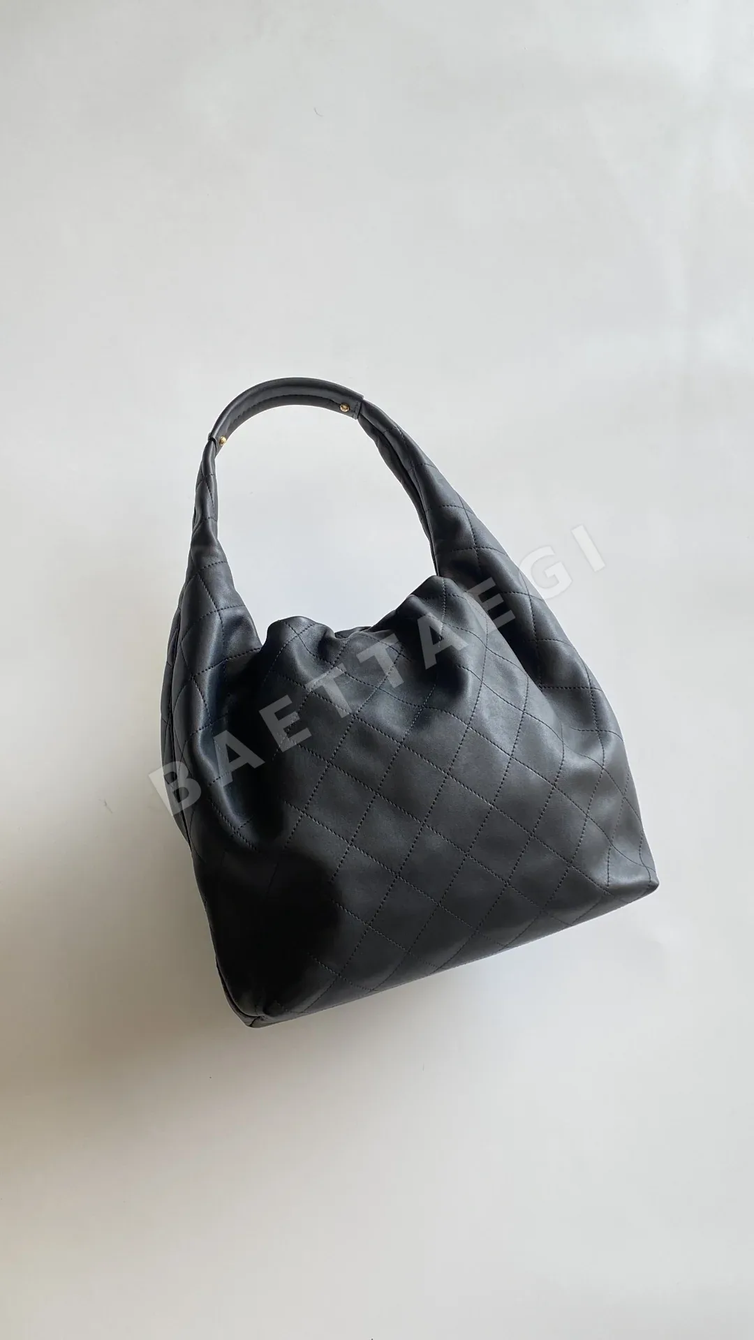 샤넬 하스 소가죽 히피 호보백 상세 이미지 4