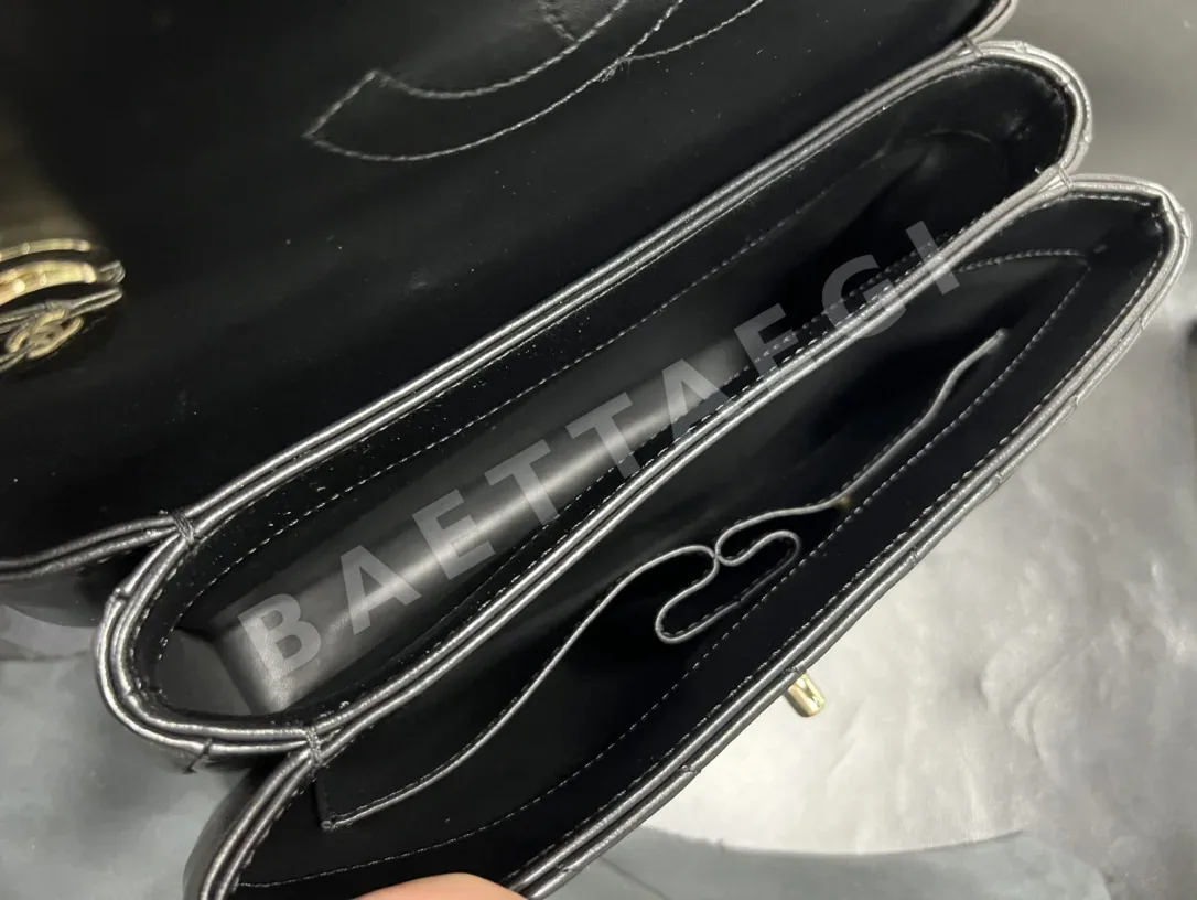 샤넬 블랙 금장 램스킨 가방 상세 이미지 9