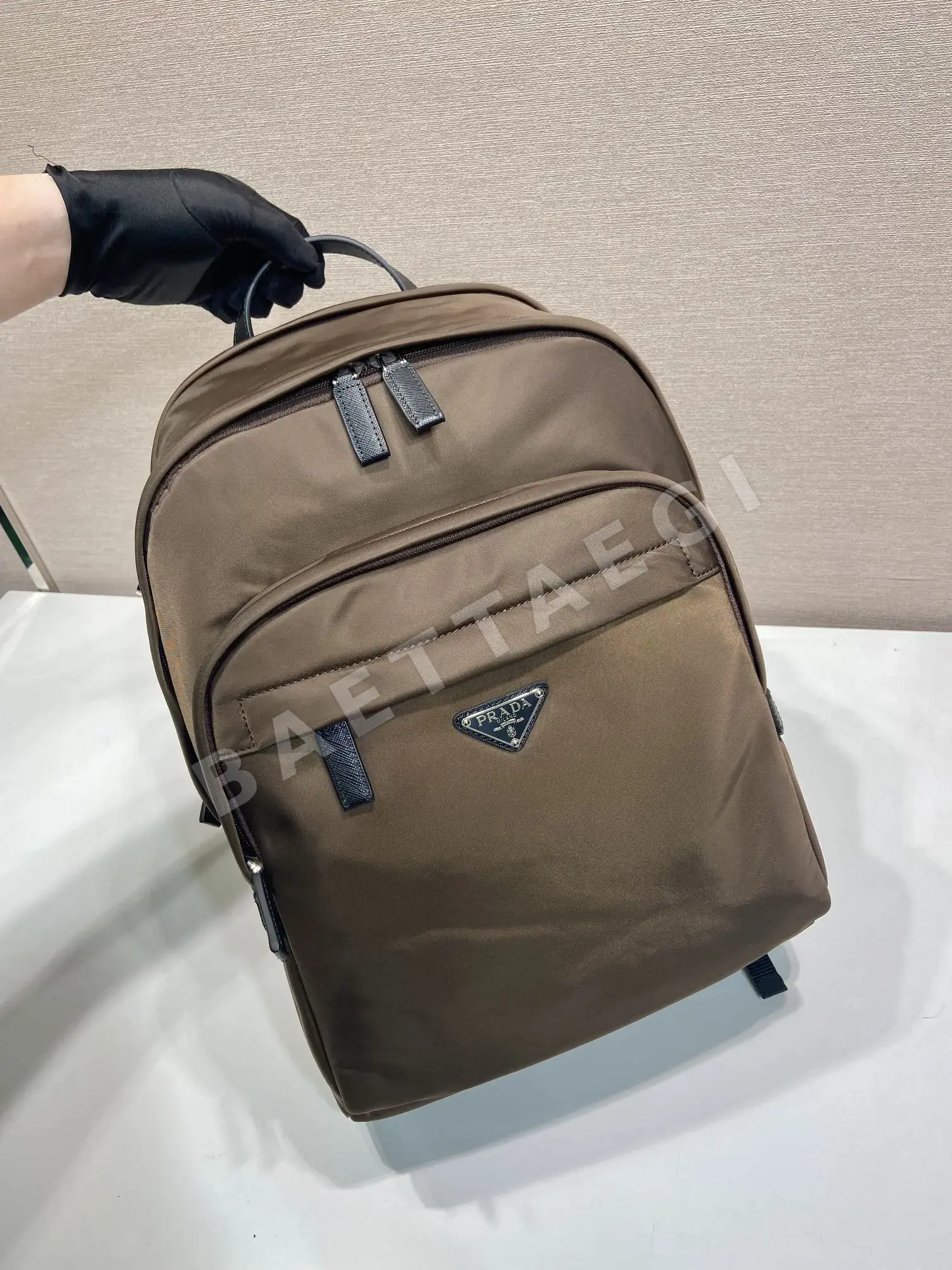 프라다 나일론 미니멀 백팩 2VZ048 상세 이미지 3