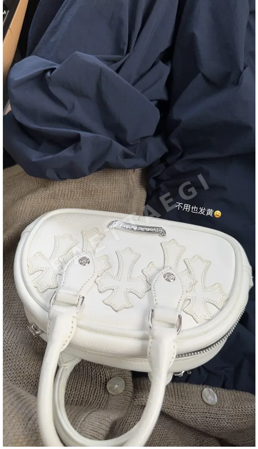크롬하츠 화이트 소가죽 짐백 가방 상세 이미지 4
