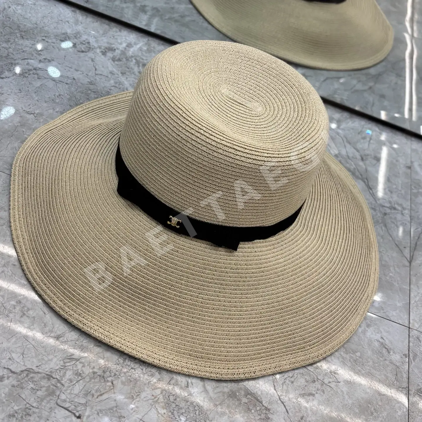 셀린느 메시 캡 상세 이미지 3